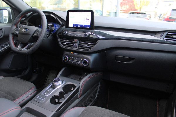 Ford Kuga 2.5 PHEV ST-Line X | Panorama dak | Trekhaak | BLIS | B&O