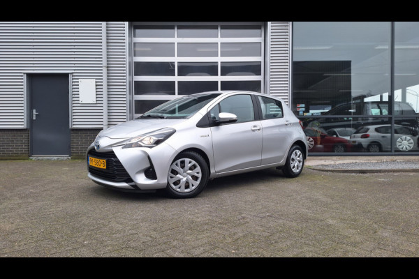 Toyota Yaris 1.5 Hybrid Aspiration/Navigatie/Cruise/Camera/