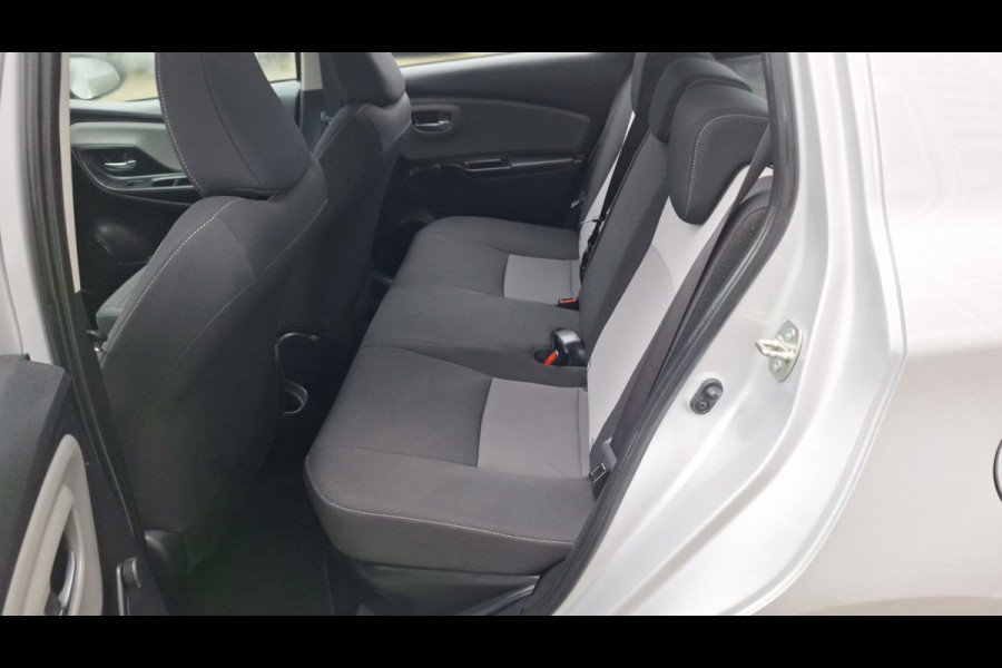 Toyota Yaris 1.5 Hybrid Aspiration/Navigatie/Cruise/Camera/
