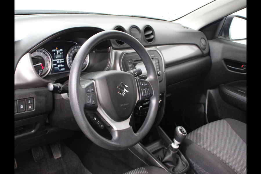 Suzuki Vitara 1.4 Boosterjet Comfort Smart Hybrid Climate Control Cruise Control Bluetooth Led 46055 km!
