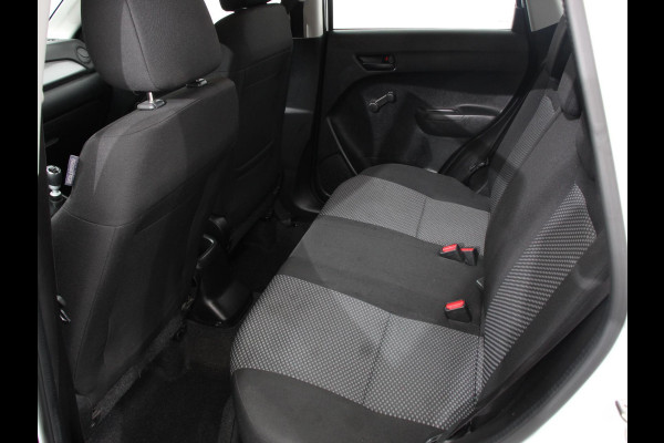 Suzuki Vitara 1.4 Boosterjet Comfort Smart Hybrid Climate Control Cruise Control Bluetooth Led 46055 km!