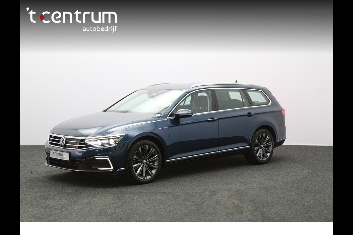 Volkswagen Passat Variant 1.4 TSI PHEV GTE 218 PK BNS, Trekhaak, Groot-Navigatie, Leder-Alcantara, 360 Camera