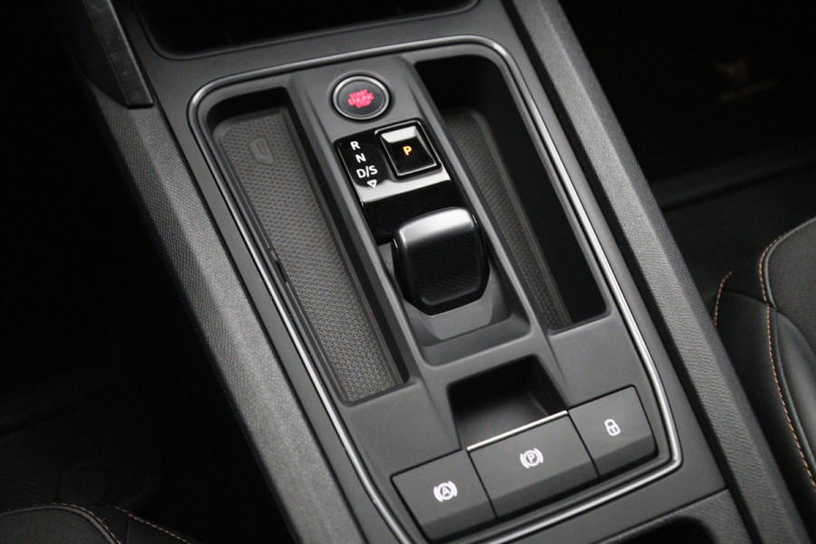 CUPRA Formentor 1.4 e-Hybrid 204 PK Adrenaline PHEV, Carplay, Adap. Cruise Control