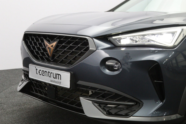 CUPRA Formentor 1.4 e-Hybrid 204 PK Adrenaline PHEV, Carplay, Adap. Cruise Control