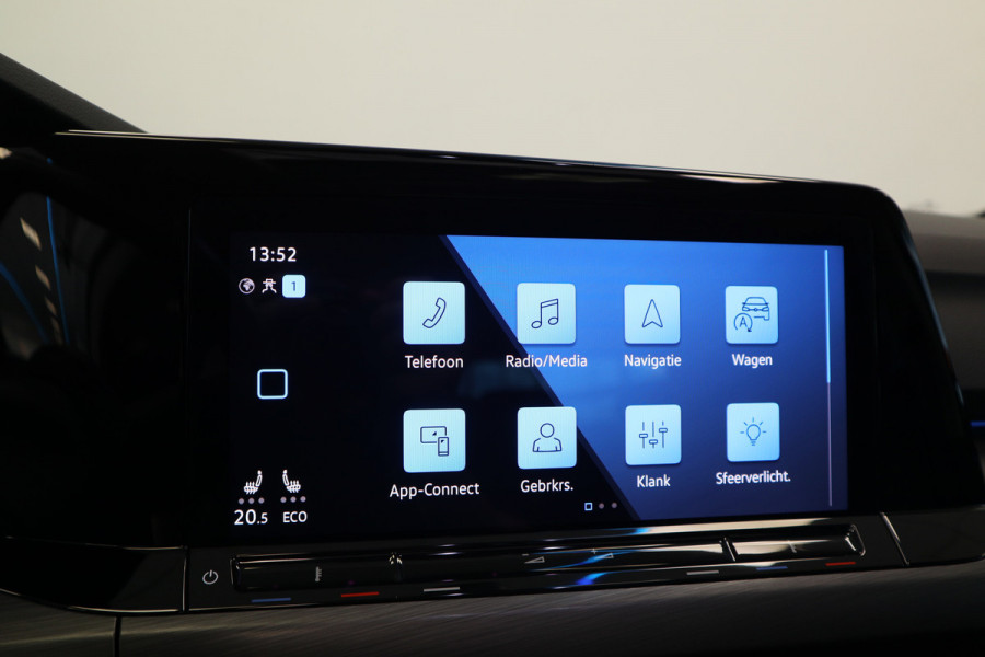Volkswagen Golf 1.4 eHybrid Style Panoramadak Stoelverwarming Ergo Active
