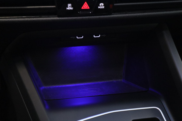 Volkswagen Golf 1.4 eHybrid Style Panoramadak Stoelverwarming Ergo Active
