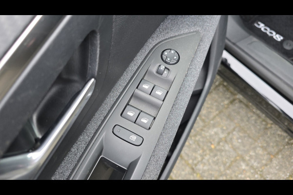 Peugeot 3008 1.2 PureTech Active