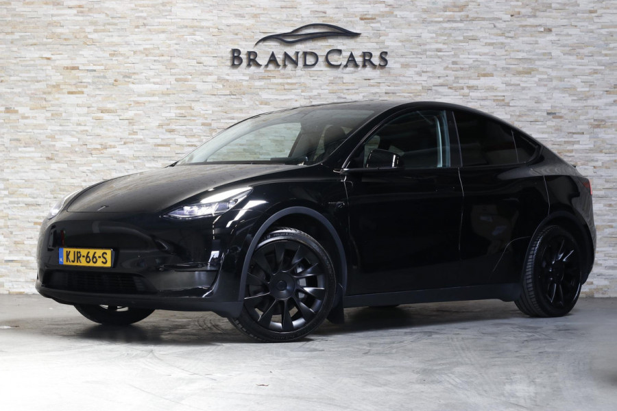 Tesla Model Y RWD 58 kWh | TREKHAAK | 20" LM VELGEN | ZWARTE DETAILS |