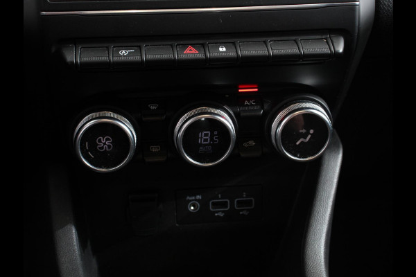 Renault Clio 1.0 SCe Navigatie Climate Control Cruise Control Parkeer sensoren Led Lichtmetalen velgen
