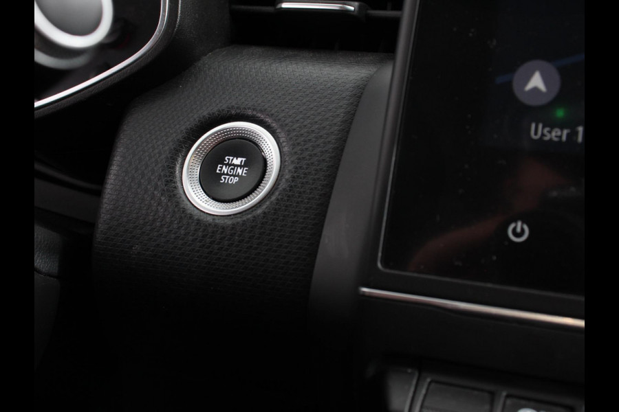 Renault Clio 1.0 SCe Navigatie Climate Control Cruise Control Parkeer sensoren Led Lichtmetalen velgen