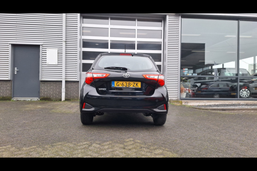Toyota Yaris 1.5 VVT-i Active/Hybride/Navigatie/Camera/Ecc/Nl Auto/