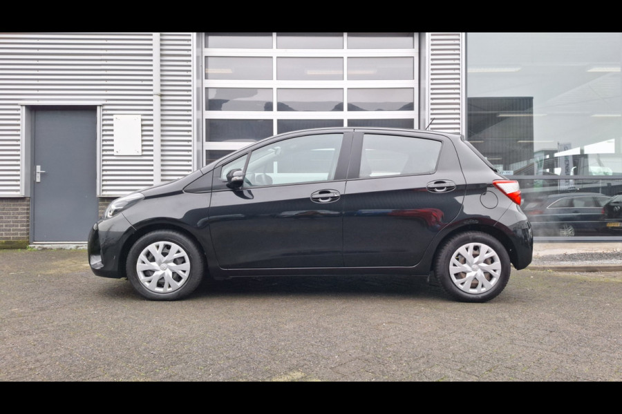 Toyota Yaris 1.5 VVT-i Active/Hybride/Navigatie/Camera/Ecc/Nl Auto/