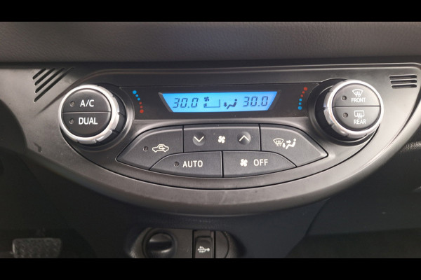 Toyota Yaris 1.5 VVT-i Active/Hybride/Navigatie/Camera/Ecc/Nl Auto/