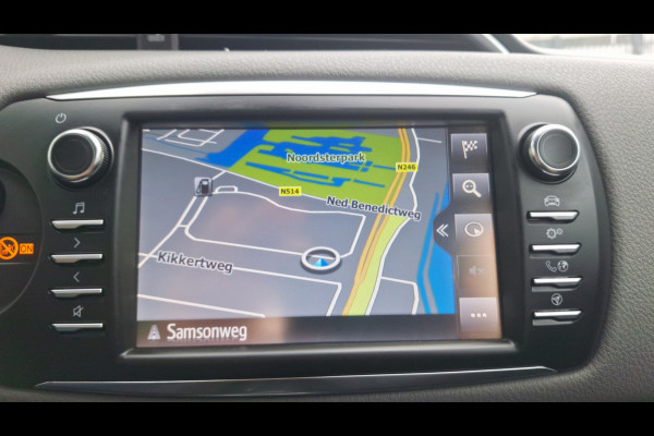Toyota Yaris 1.5 VVT-i Active/Hybride/Navigatie/Camera/Ecc/Nl Auto/