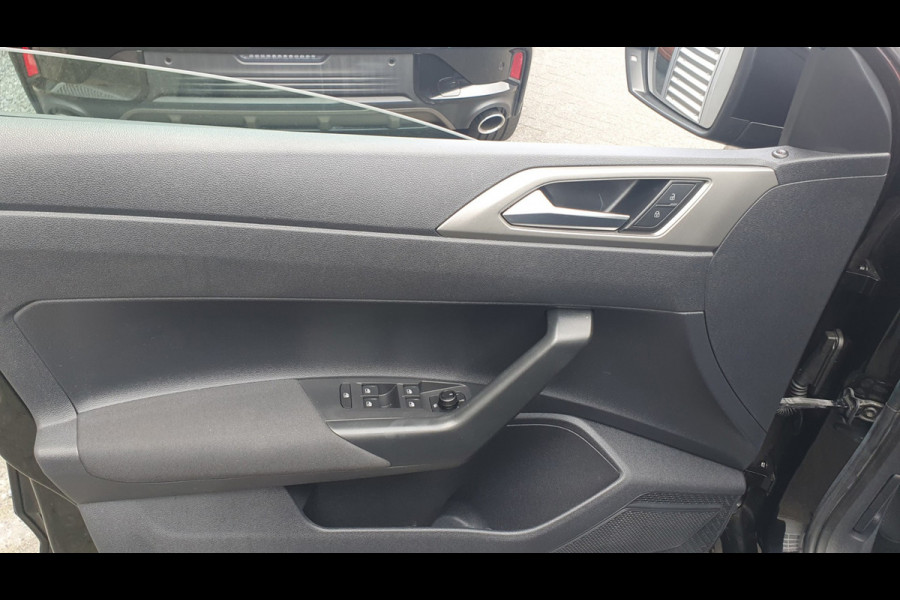 Volkswagen Polo 1.0 TSI Comfortline Business