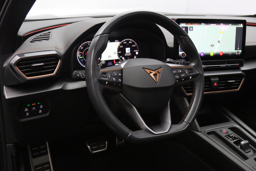 CUPRA Formentor 1.4 e-Hybrid 245 PK VZ Performance PHEV, Panoramadak, Winterpakket, Camera