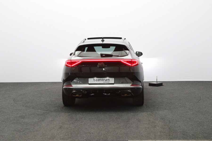 CUPRA Formentor 1.4 e-Hybrid 245 PK VZ Performance PHEV, Panoramadak, Winterpakket, Camera