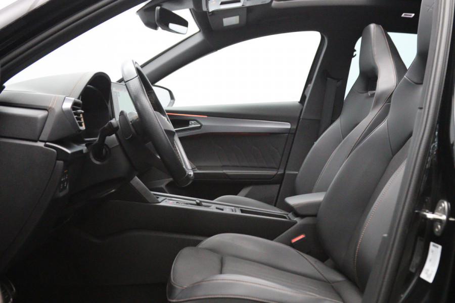 CUPRA Formentor 1.4 e-Hybrid 245 PK VZ Performance PHEV, Panoramadak, Winterpakket, Camera