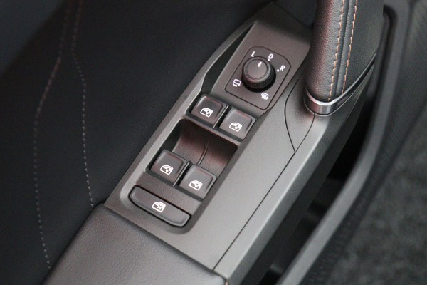 CUPRA Formentor 1.4 e-Hybrid 245 PK VZ Performance PHEV, Panoramadak, Winterpakket, Camera