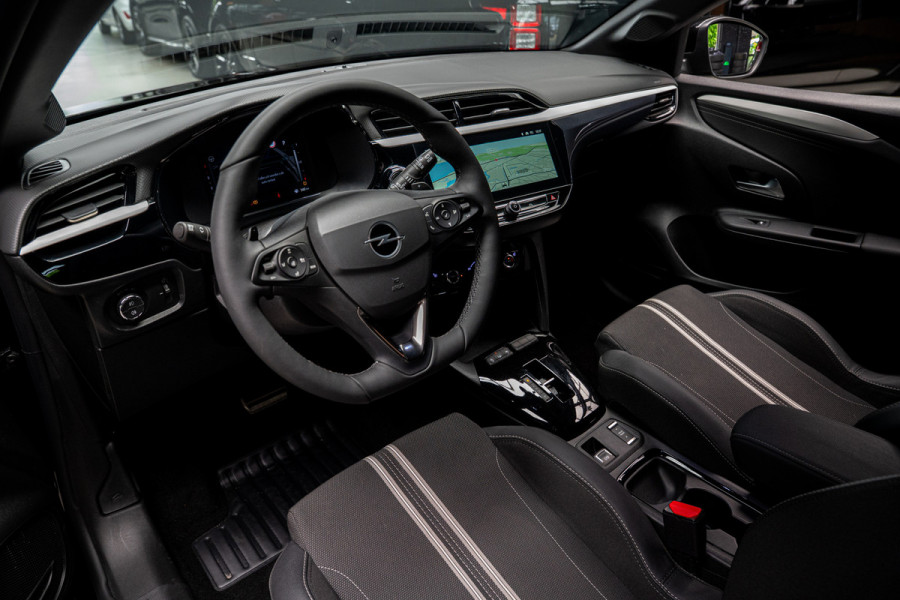 Opel Corsa 1.2 Navi Camera Climate Stoel- & stuur verwarming PDC Bluetooth Full-LED-Matrix Cruise BTW auto