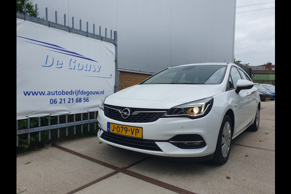 Opel Astra Sports Tourer 1.2 Business Edition, PDC, Trekhaak, Navi