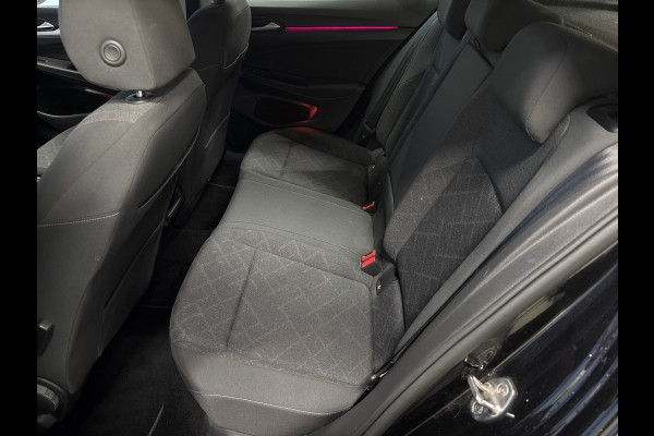 Volkswagen Golf 1.0 eTSI Life Automaat | Navi | Clima | Cruise | PDC