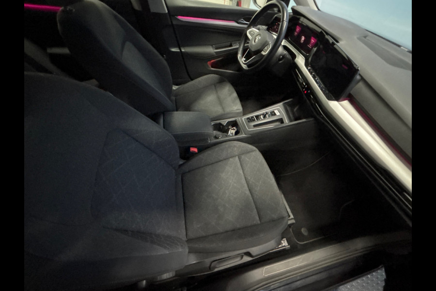 Volkswagen Golf 1.0 eTSI Life Automaat | Navi | Clima | Cruise | PDC