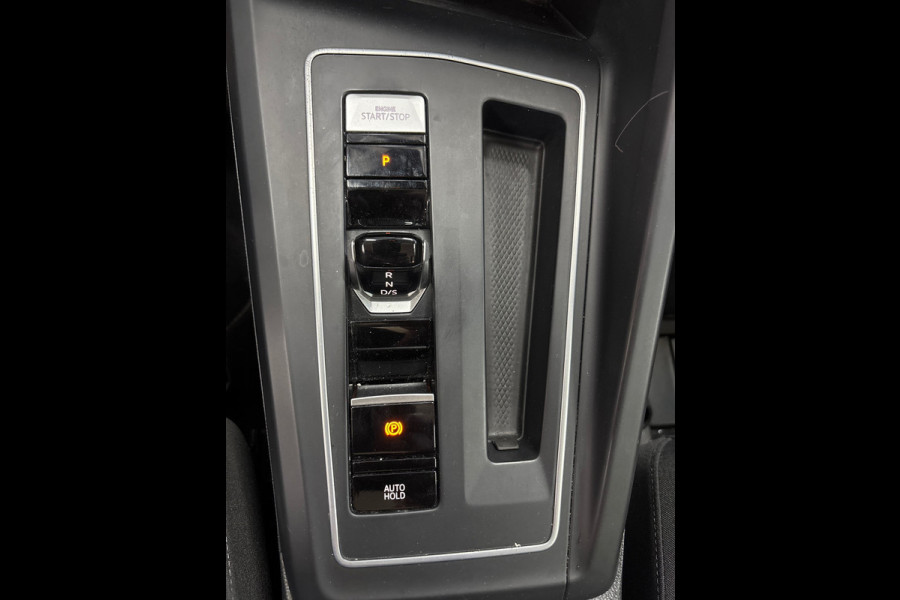 Volkswagen Golf 1.0 eTSI Life Automaat | Navi | Clima | Cruise | PDC
