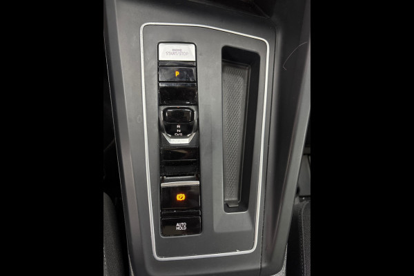 Volkswagen Golf 1.0 eTSI Life Automaat | Navi | Clima | Cruise | PDC