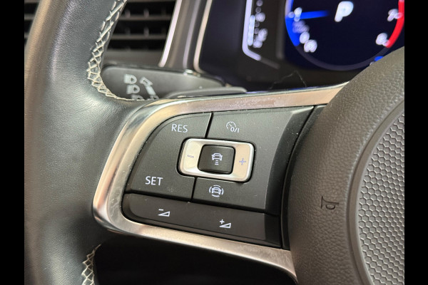Volkswagen T-Roc Cabrio 1.5 TSI R-Line | Keyless | Led| Stoelverwarming | Carplay | Sfeerverlichting