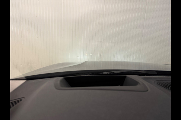 BMW 3-serie 330e High Executive | M-SPORT | SCHUIF/KANTEL | ACC | HUD | TREKHAAK