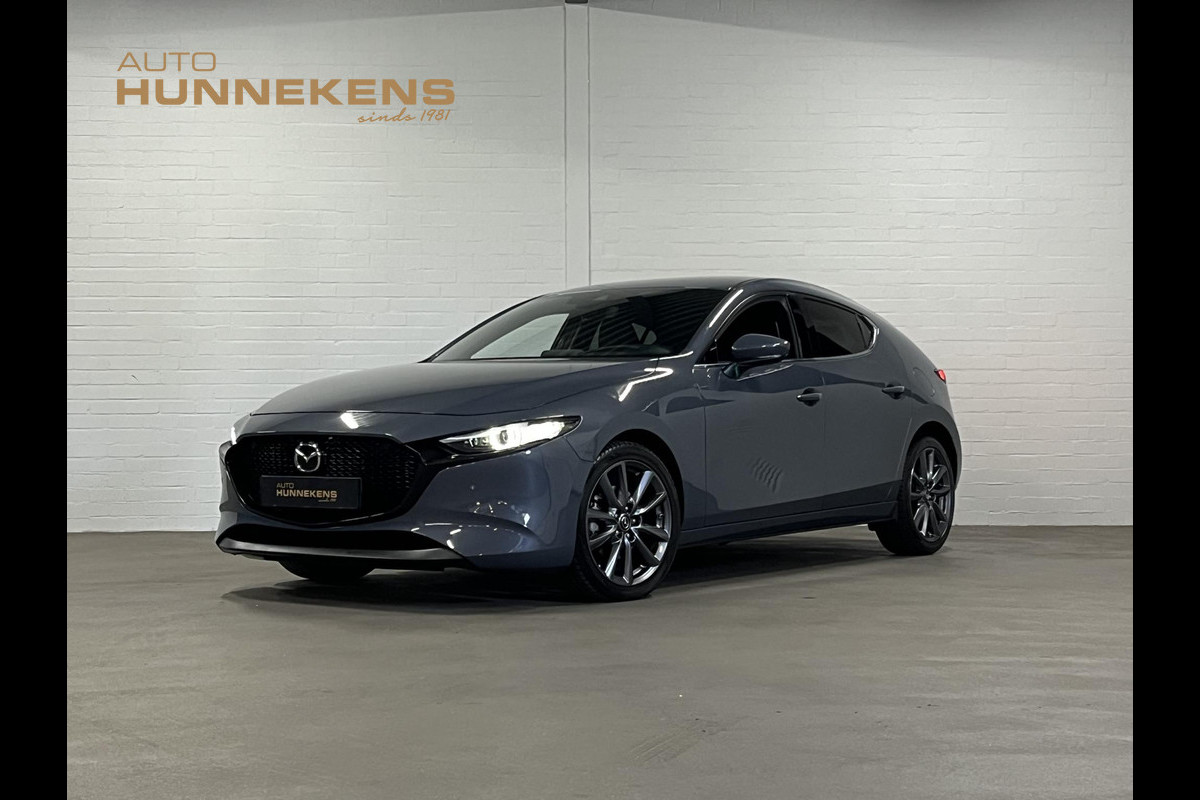 Mazda 3 2.0 Comfort | Adapt. Cruise | Stuur-/stoelverwarming | Achteruitrij camera | Head-up | Bliss