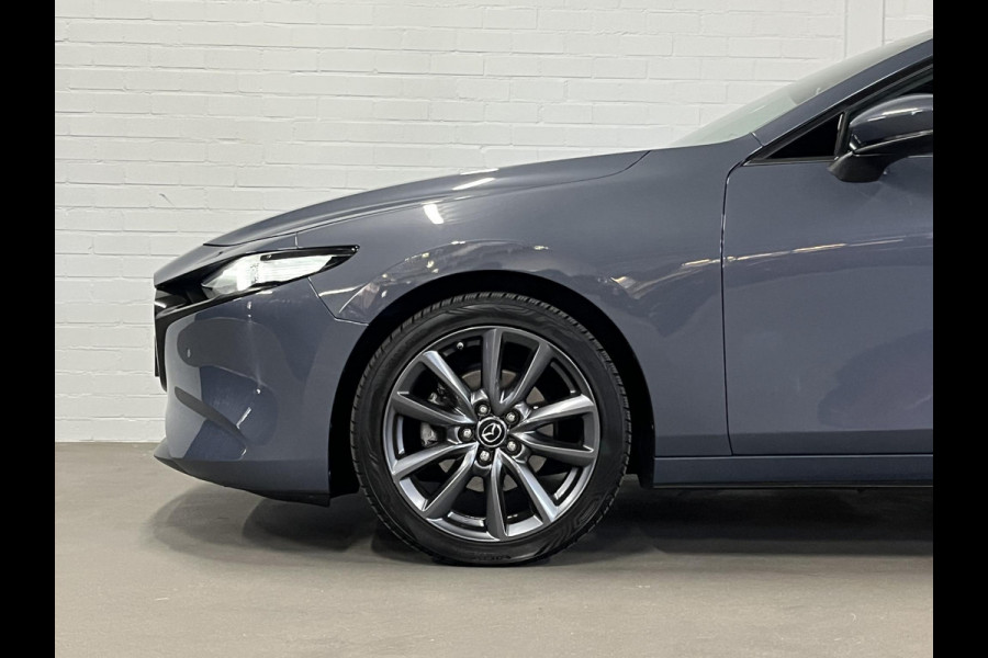 Mazda 3 2.0 Comfort | Adapt. Cruise | Stuur-/stoelverwarming | Achteruitrij camera | Head-up | Bliss