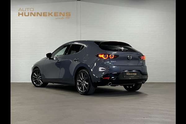 Mazda 3 2.0 Comfort | Adapt. Cruise | Stuur-/stoelverwarming | Achteruitrij camera | Head-up | Bliss