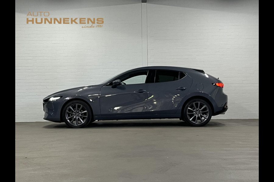Mazda 3 2.0 Comfort | Adapt. Cruise | Stuur-/stoelverwarming | Achteruitrij camera | Head-up | Bliss