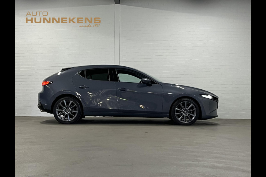 Mazda 3 2.0 Comfort | Adapt. Cruise | Stuur-/stoelverwarming | Achteruitrij camera | Head-up | Bliss