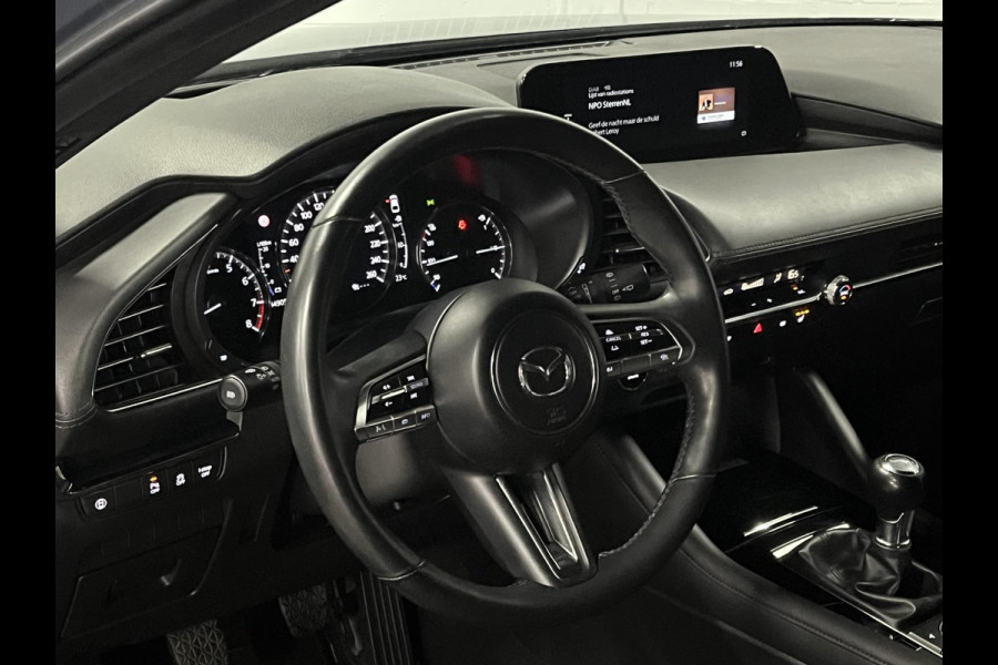 Mazda 3 2.0 Comfort | Adapt. Cruise | Stuur-/stoelverwarming | Achteruitrij camera | Head-up | Bliss