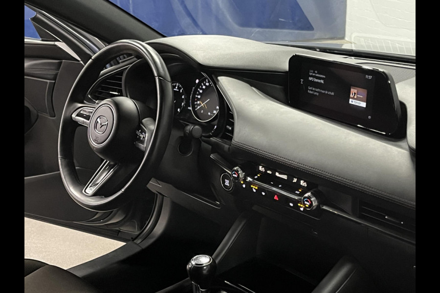 Mazda 3 2.0 Comfort | Adapt. Cruise | Stuur-/stoelverwarming | Achteruitrij camera | Head-up | Bliss
