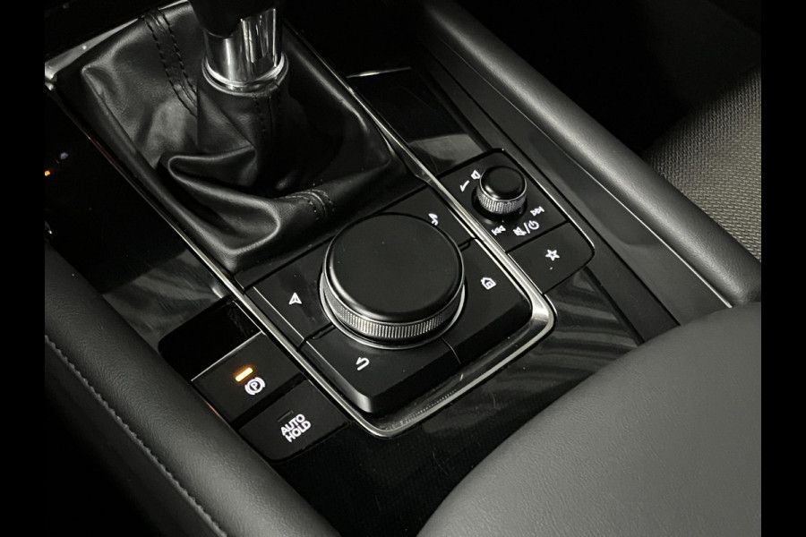 Mazda 3 2.0 Comfort | Adapt. Cruise | Stuur-/stoelverwarming | Achteruitrij camera | Head-up | Bliss