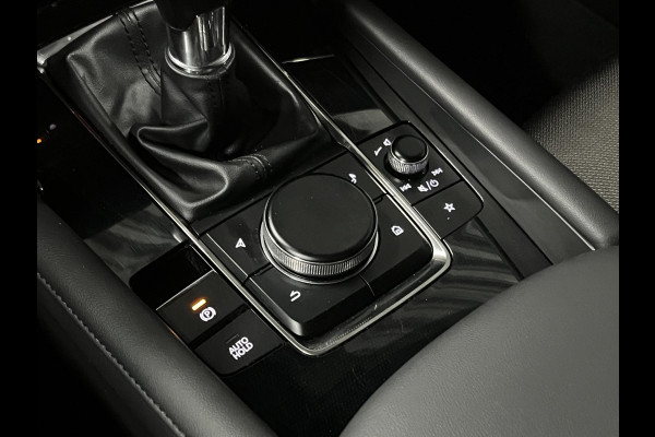 Mazda 3 2.0 Comfort | Adapt. Cruise | Stuur-/stoelverwarming | Achteruitrij camera | Head-up | Bliss