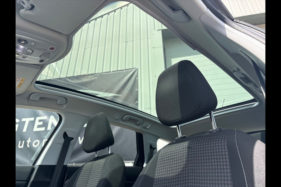 Peugeot 308 SW 1.2PureTech Blue Lease Executive PANO/CARPLAY