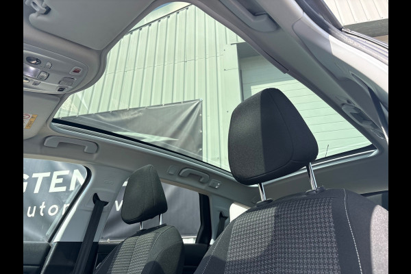 Peugeot 308 SW 1.2PureTech Blue Lease Executive PANO/CARPLAY