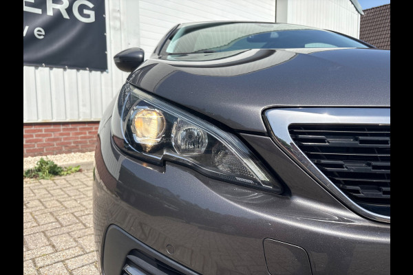 Peugeot 308 SW 1.2PureTech Blue Lease Executive PANO/CARPLAY
