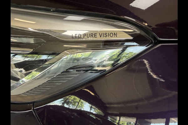 Renault Captur 1.2 TCe Initiale Paris Navi | Bose | Pano | Leder | Camera | Stoelverwarming |