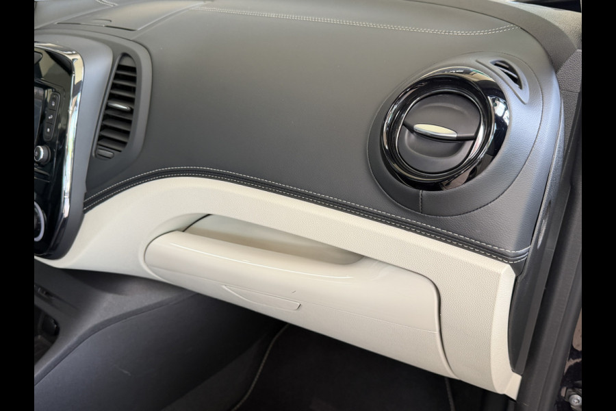 Renault Captur 1.2 TCe Initiale Paris Navi | Bose | Pano | Leder | Camera | Stoelverwarming |