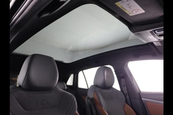 Volkswagen ID.4 Max 77 kWh | Panoramadak | SoH 88,96 % | Navigatie | 360 camera | Apple Carplay/Android Auto | Elek verstelbare stoel(en) | 21" Velgen | Elek Achterklep | Dode hoek Sensoren |