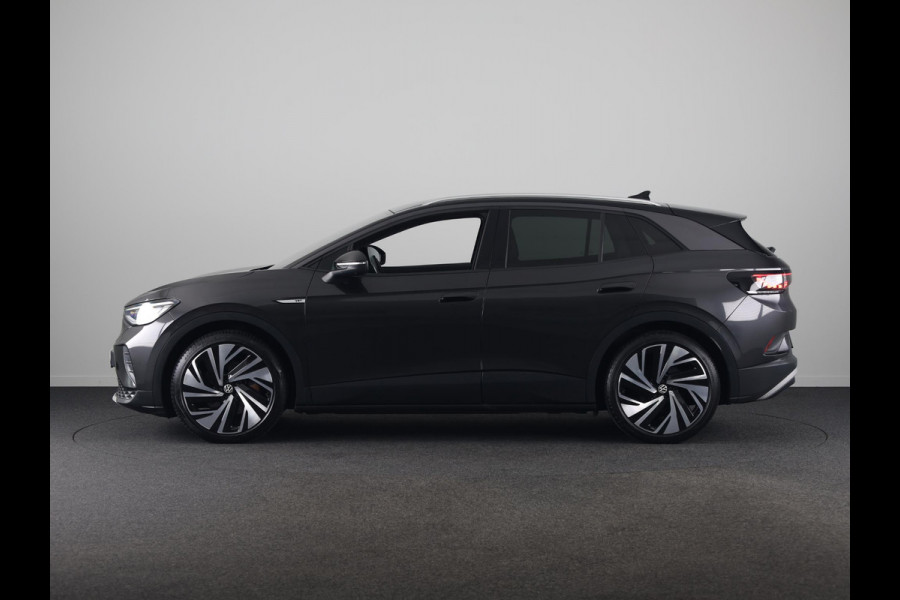 Volkswagen ID.4 Max 77 kWh | Panoramadak | SoH 88,96 % | Navigatie | 360 camera | Apple Carplay/Android Auto | Elek verstelbare stoel(en) | 21" Velgen | Elek Achterklep | Dode hoek Sensoren |