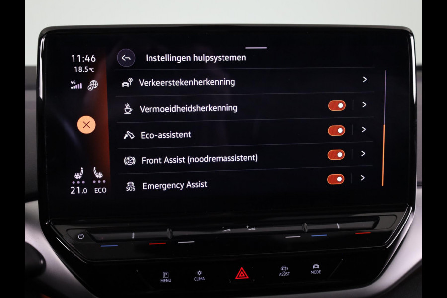 Volkswagen ID.4 Max 77 kWh | Panoramadak | SoH 88,96 % | Navigatie | 360 camera | Apple Carplay/Android Auto | Elek verstelbare stoel(en) | 21" Velgen | Elek Achterklep | Dode hoek Sensoren |