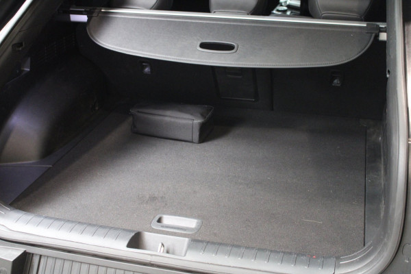 Kia Ev6 Light Edition 58 kWh |100% SOH|Camera|Carplay|Trekhaak|Dealer onderhouden