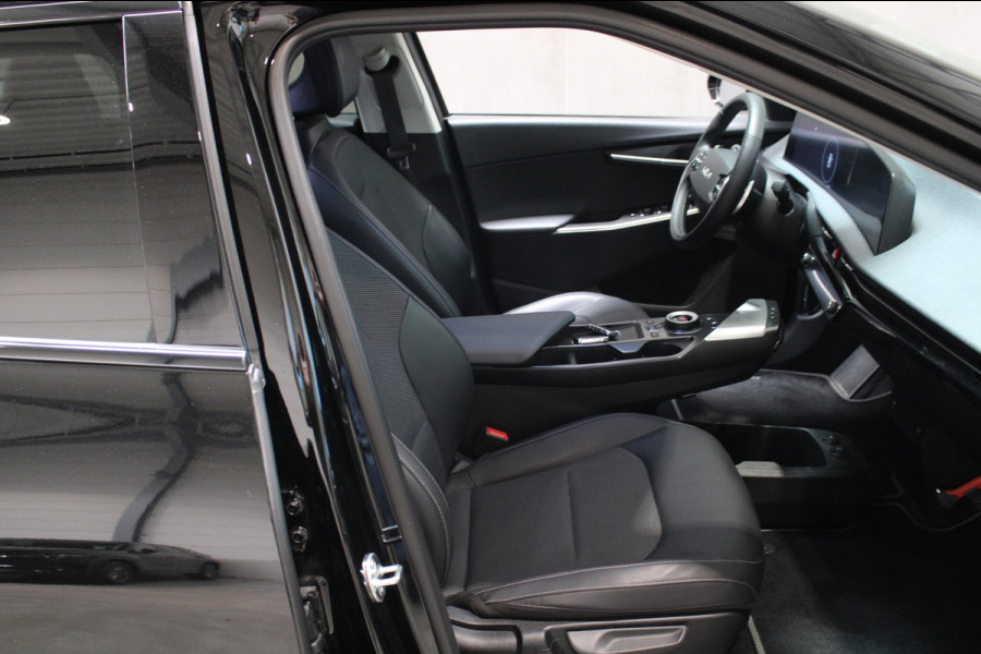 Kia Ev6 Light Edition 58 kWh |100% SOH|Camera|Carplay|Trekhaak|Dealer onderhouden